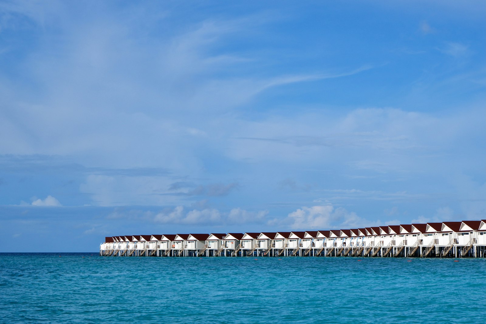 How to Plan a Budget-Friendly Honeymoon